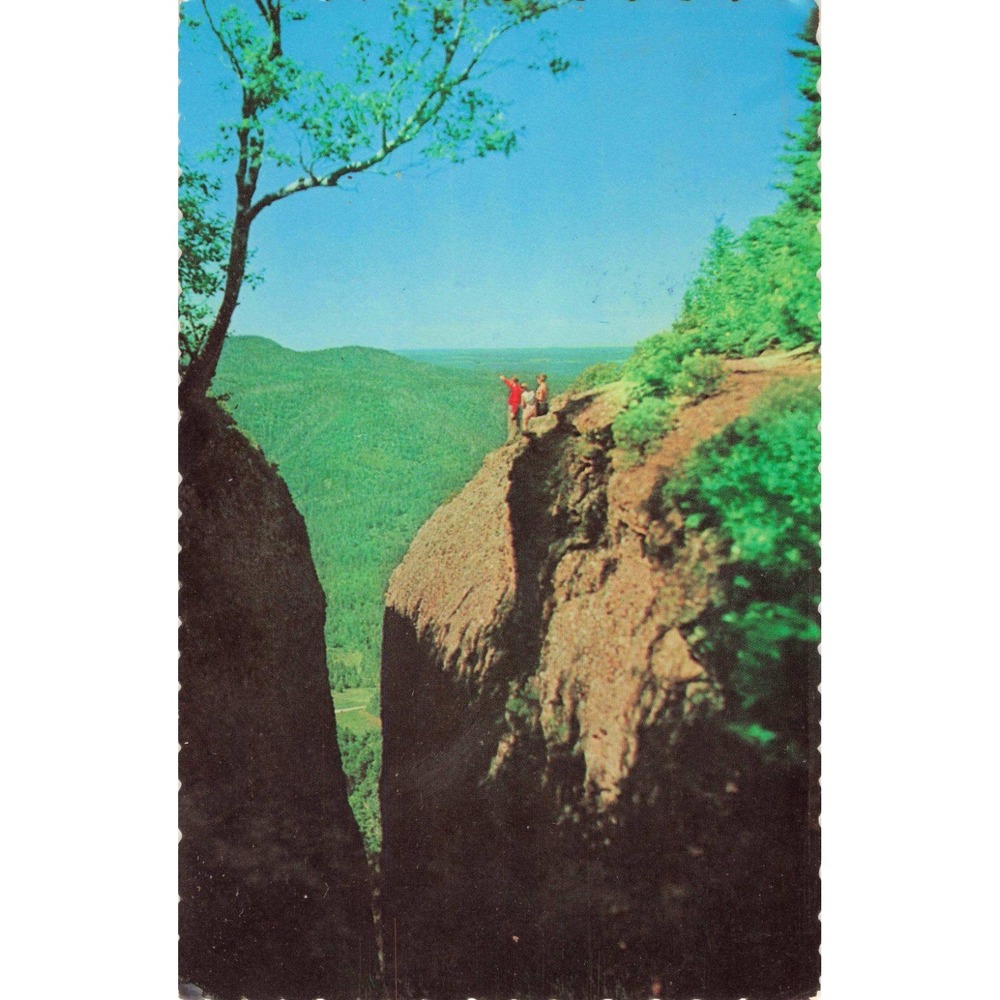Vintage Perce Quebec Canada La Crevasse Geological Study Postcard UNIC Montreal - Picture 1 of 2